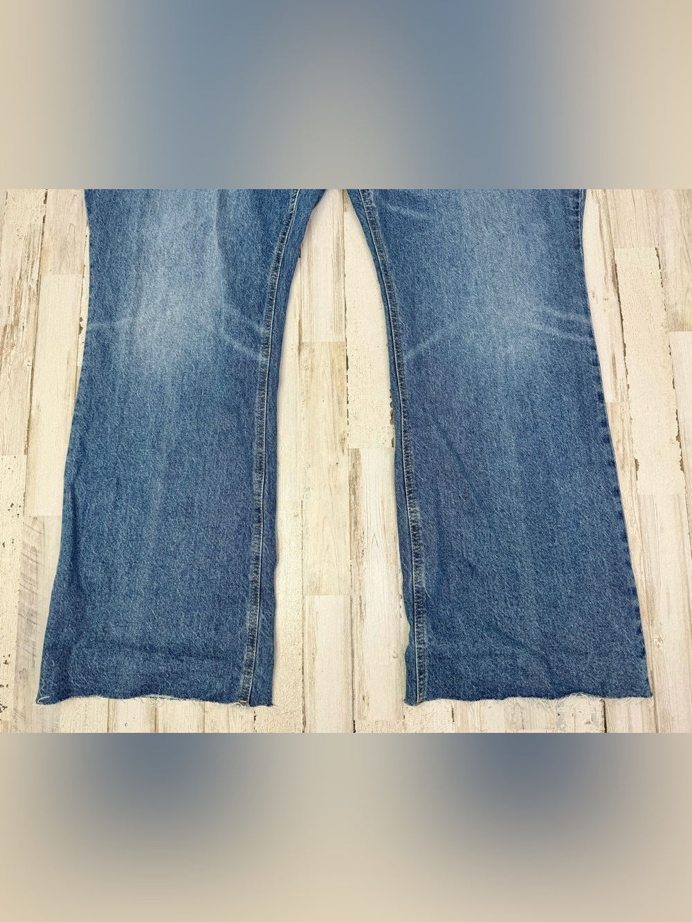 Old Navy Jeans Womens 26 Kicker Boot Cut Ex High Rise Button Fly Raw NWT - Picture 3 of 12